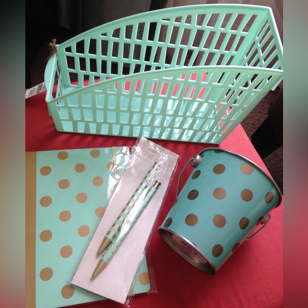 Home Office / College Dorm Supplies Essentials